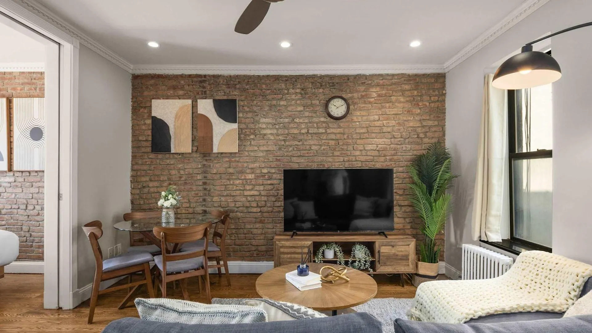 Stylish Nyc Retreat Near Top Attractions New York Appartement